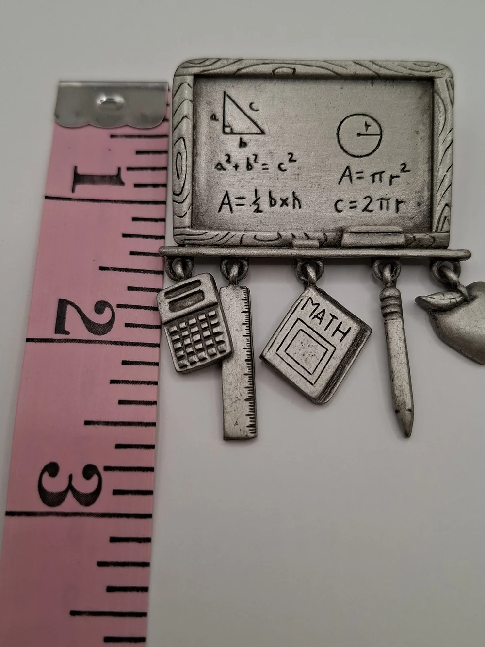Jj pin art brooches pins